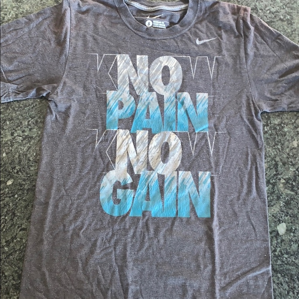 Nike regular fit shirt